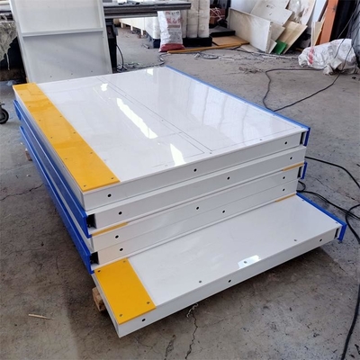 Hàng rào sân trượt băng bằng nhựa HDPE Hockey Dasher Board Kick Plate với khung thép